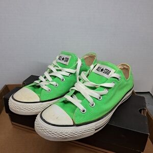 Converse Chuck Taylor Low Top Neon green  Shoes Women Size 10 men size 8